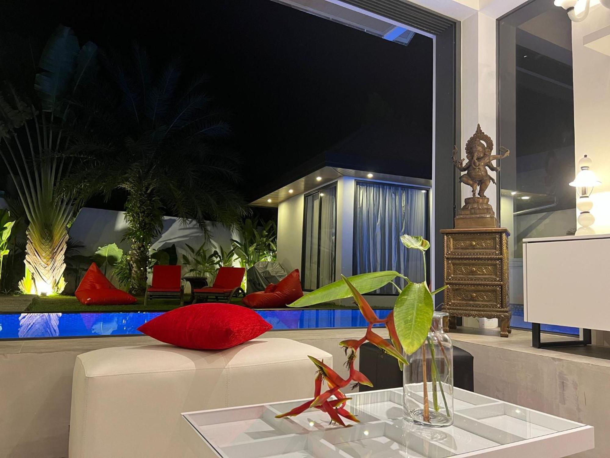 Villa Pak Dang Phuket Esterno foto